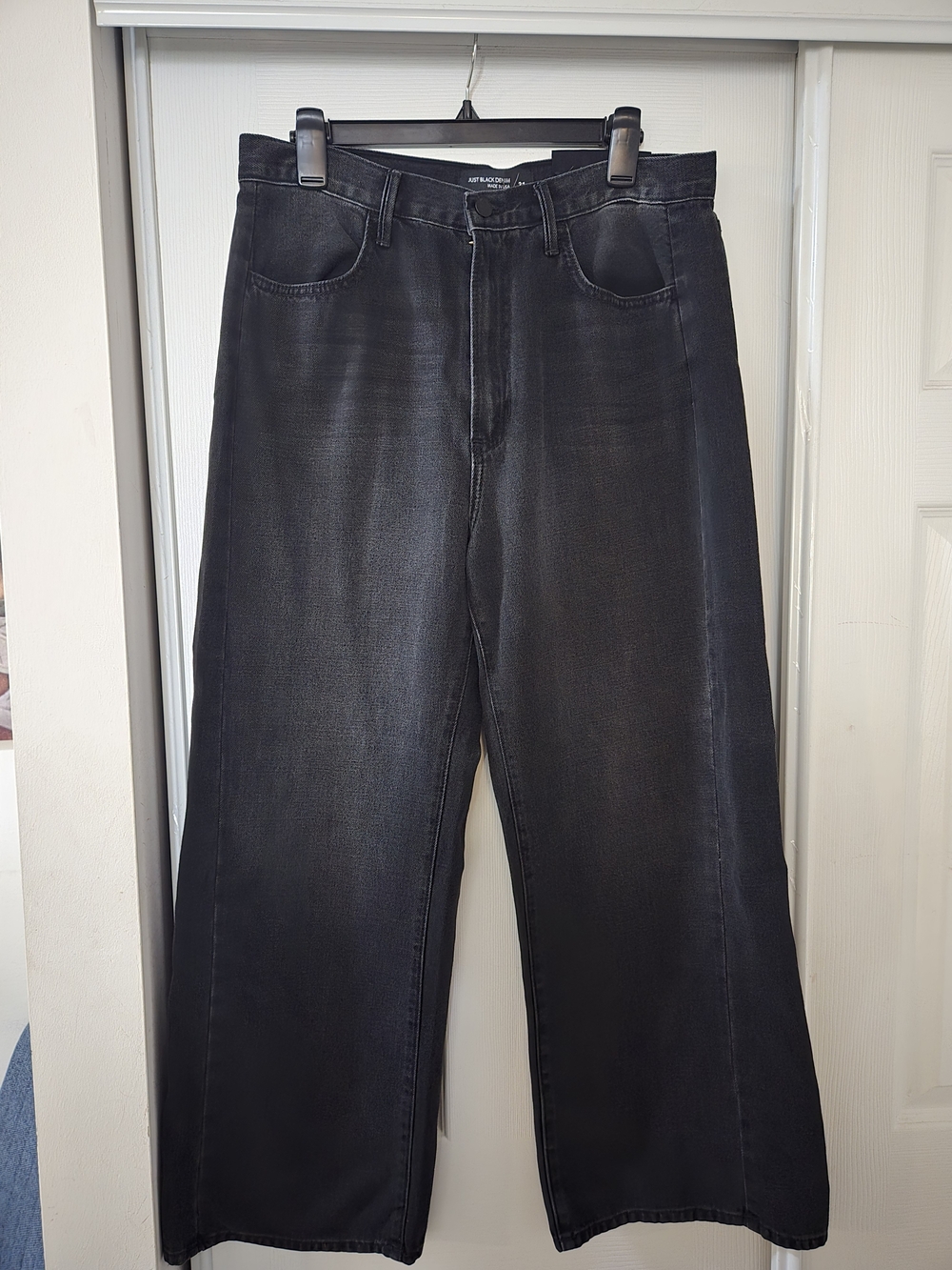Womens Black Wide-Leg Jeans